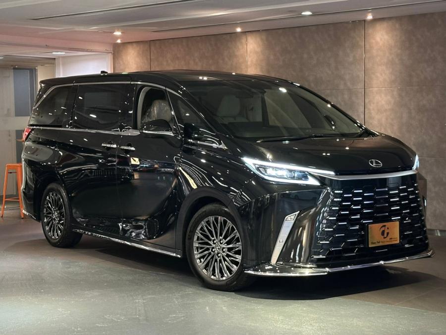 LEXUS LM500H